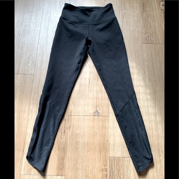 Zella Black Mesh Ankle Leggings - Picture 2 of 8